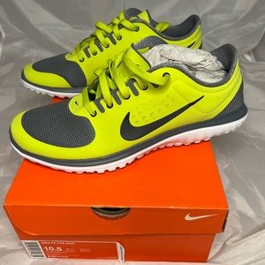 NIKE FS LITE RUN
